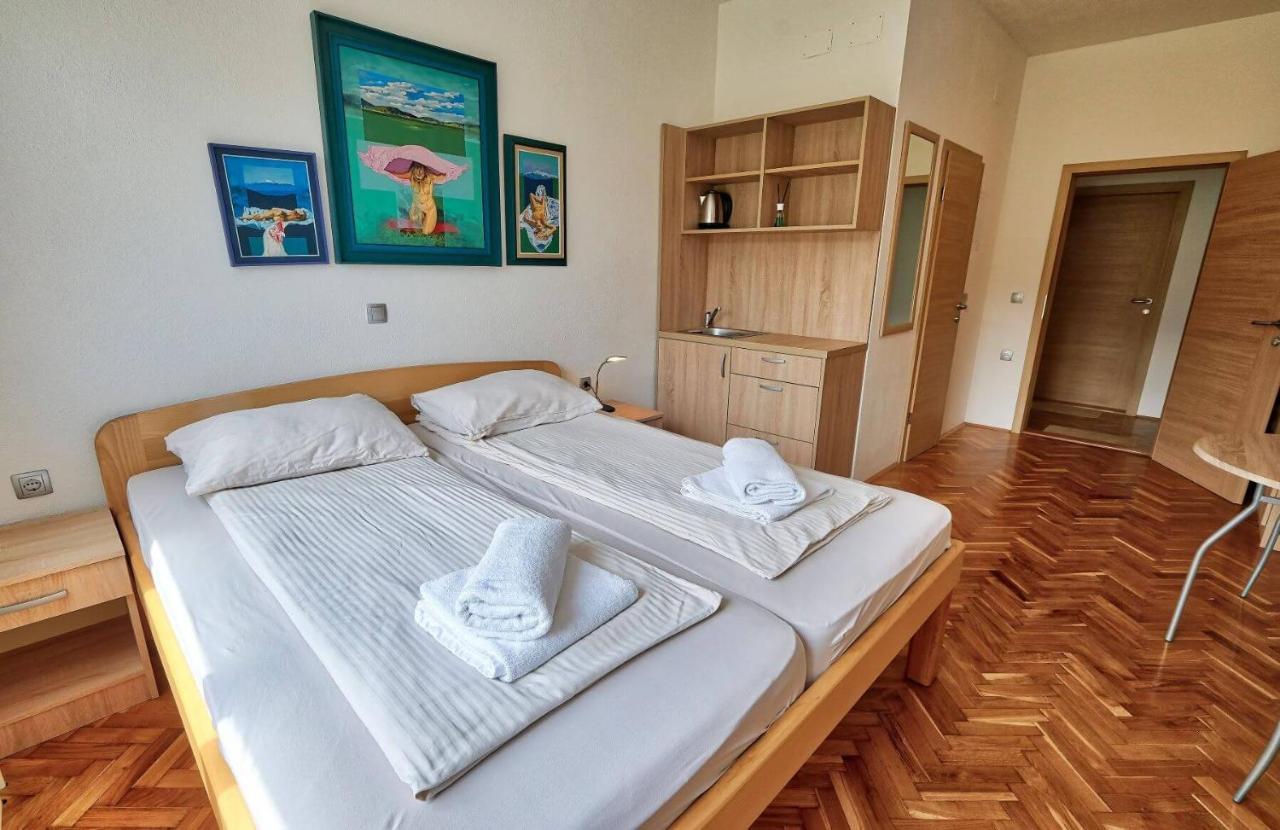 Prenocisca Miklavcic Hotel Nova Vas  Eksteriør billede