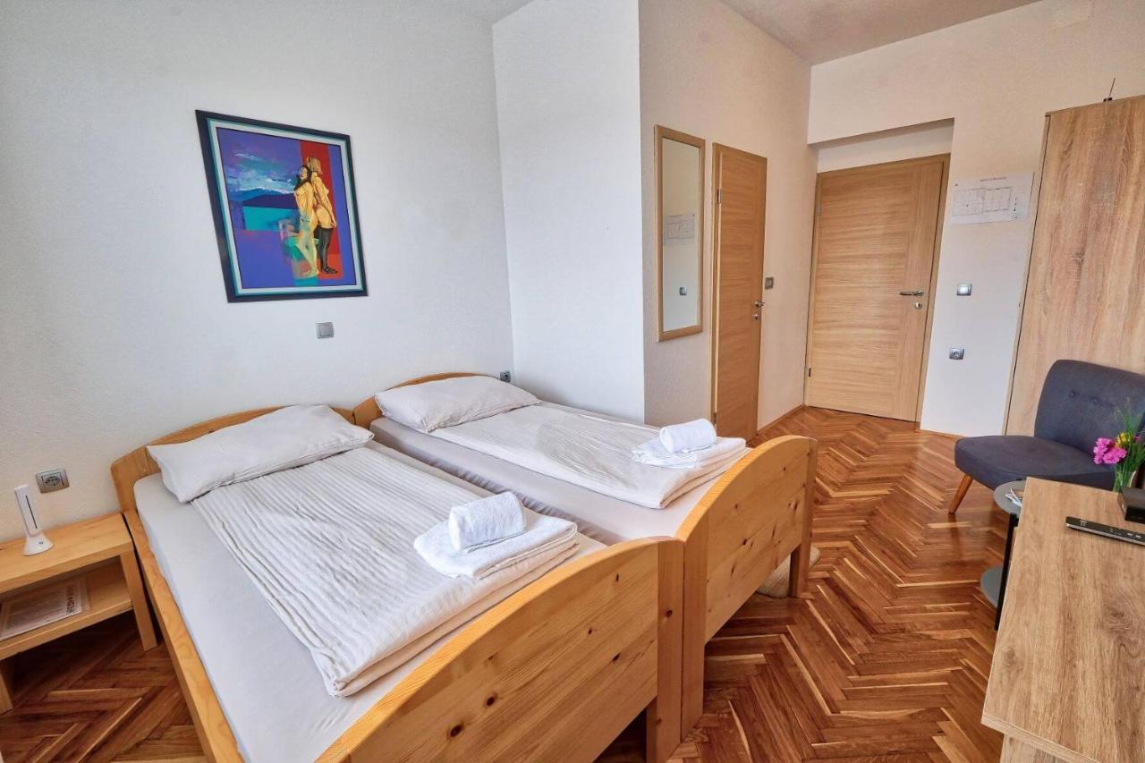 Prenocisca Miklavcic Hotel Nova Vas  Eksteriør billede