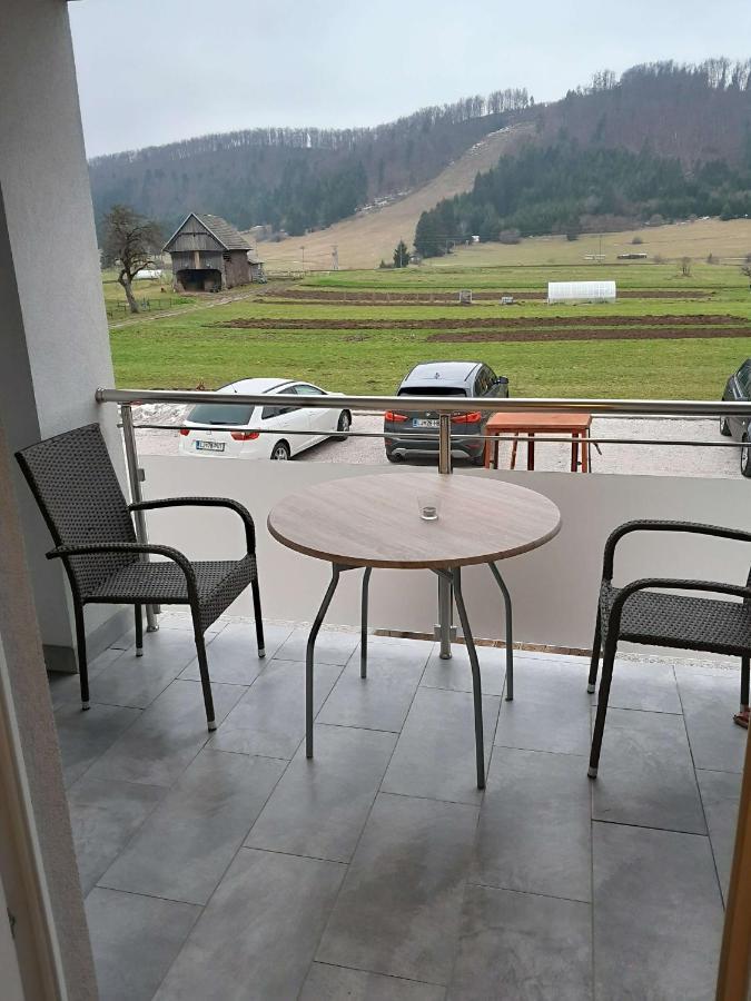 Prenocisca Miklavcic Hotel Nova Vas  Eksteriør billede